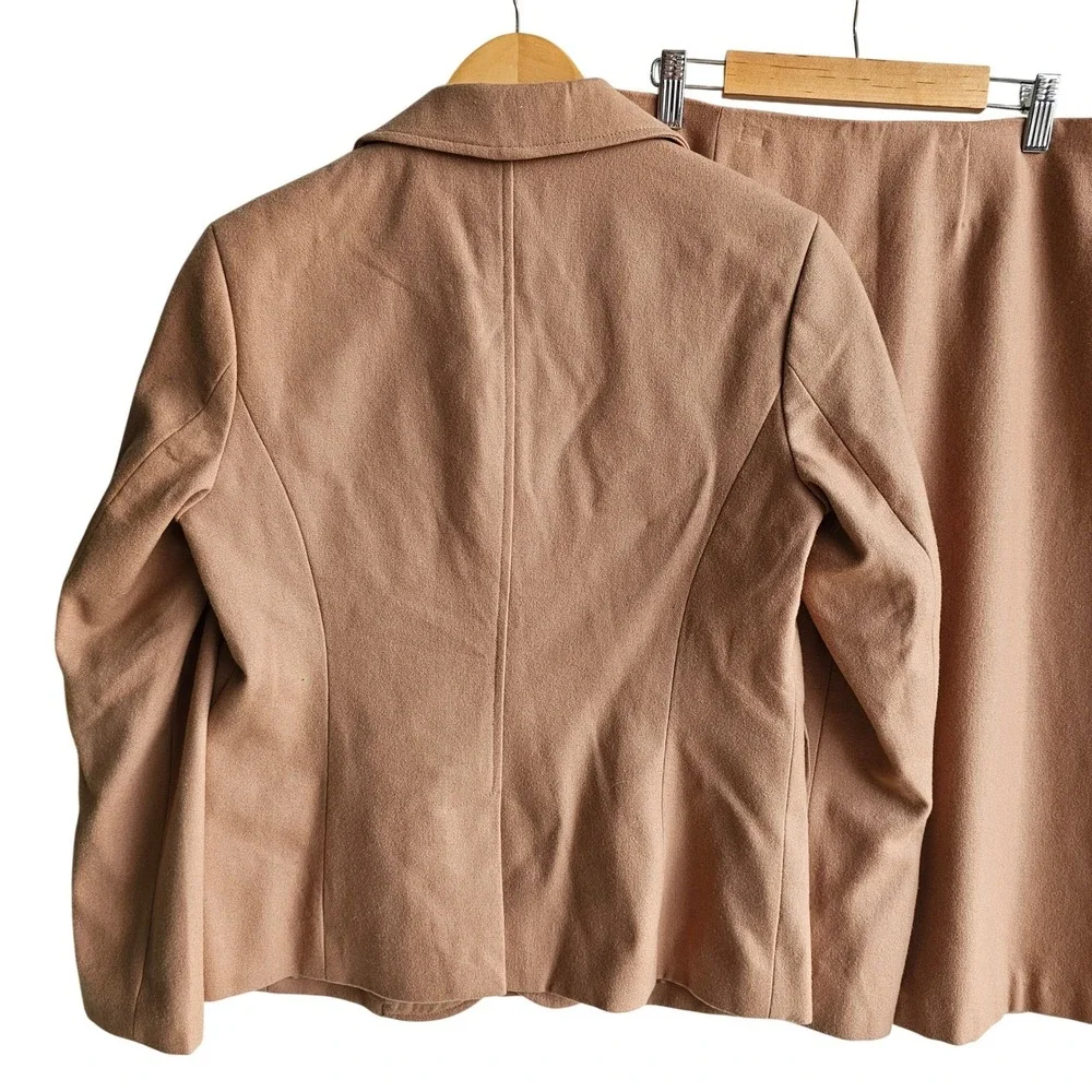 Chadwicks vintage tan